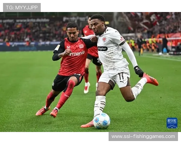 勒沃库森4-0圣保利，波库传射建功表现突出