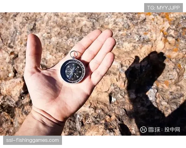 从垫底到中游:深度复盘青岛西海岸主帅黑崎久志的战术革命 从垫底到中游:深度复盘青岛西海岸主帅黑崎久志的战术革命