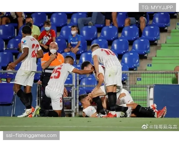 清洗引援同步推进，赛场风波伤病双线告急！